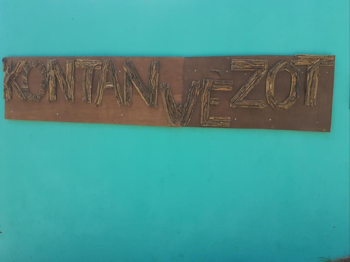 Martinique Hostel サント・リュス エクステリア 写真